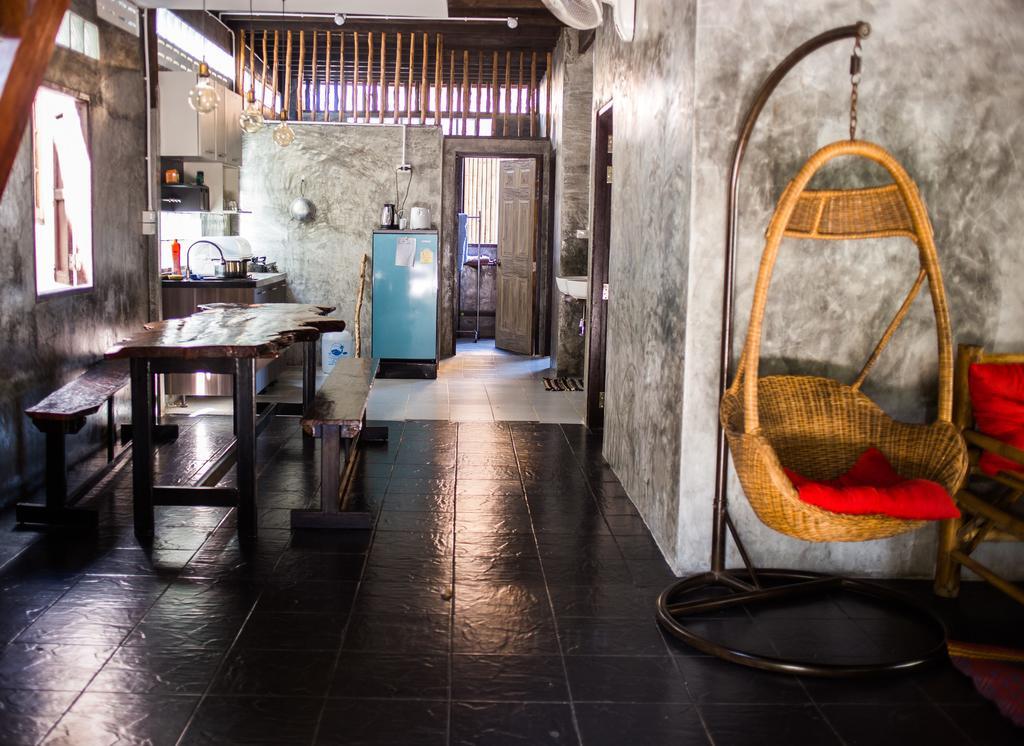 Sweet Life Guesthouse 란타섬 외부 사진
